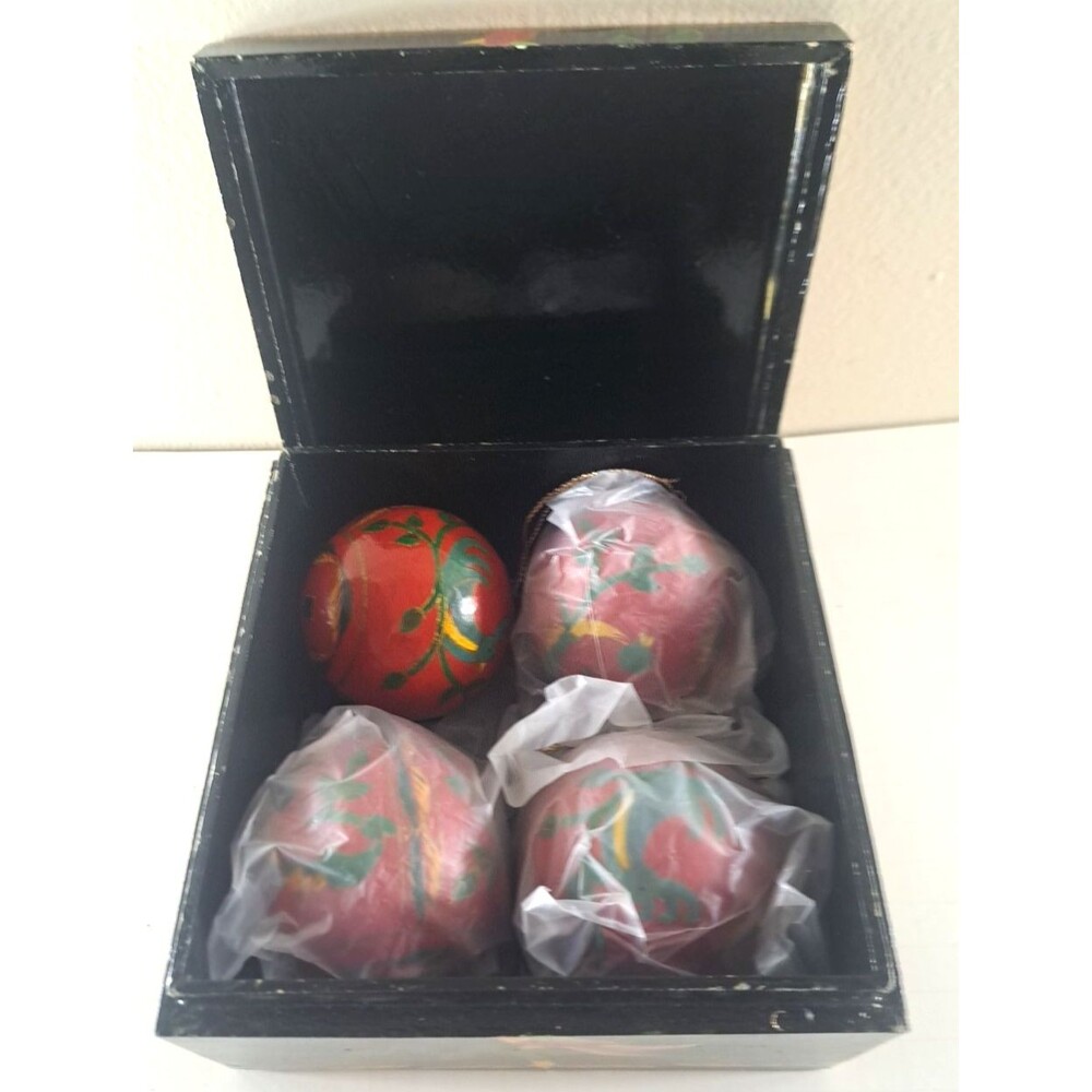 Vintage Paper Mache Lacquered Ornaments Birds W Box Hand Painted Lot 0f 4